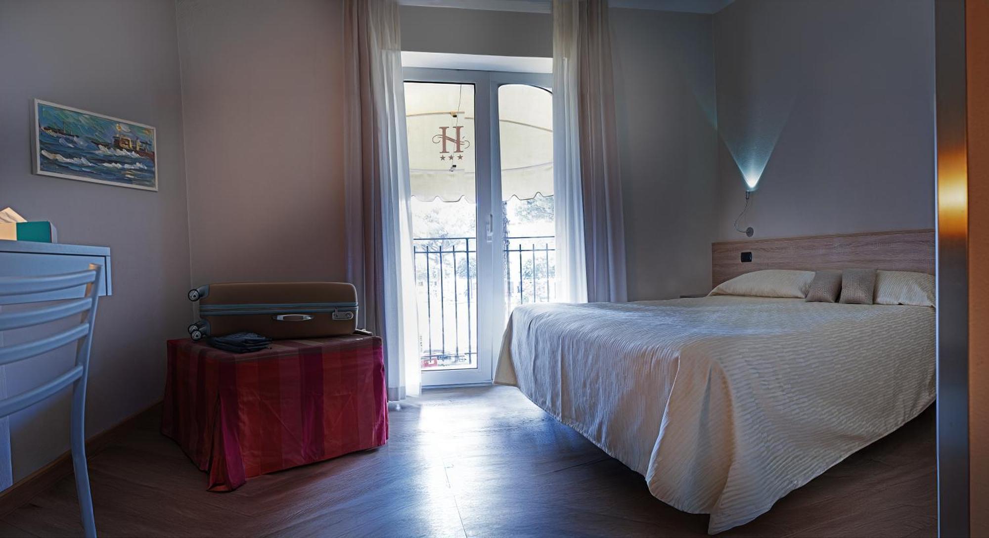 Hotel Savoia Lignano Sabbiadoro Ngoại thất bức ảnh
