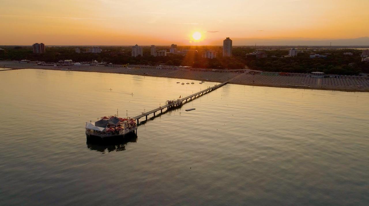 Hotel Savoia Lignano Sabbiadoro Ngoại thất bức ảnh