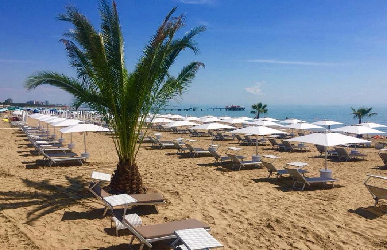 Hotel Savoia Lignano Sabbiadoro Ngoại thất bức ảnh